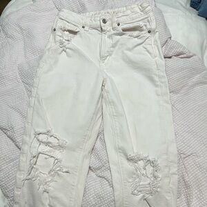 American eagle straight mom jeans, worn but in good condition